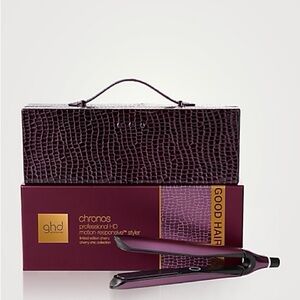GHD Limited Edition Chronos Gift Set - Hair Straightener in Cherry Chic